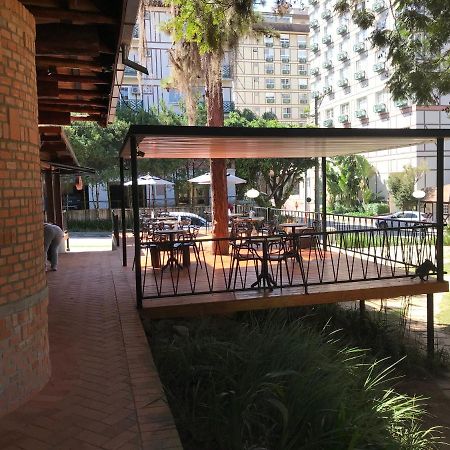 Tugurio Serrano Petropolis  Exterior photo