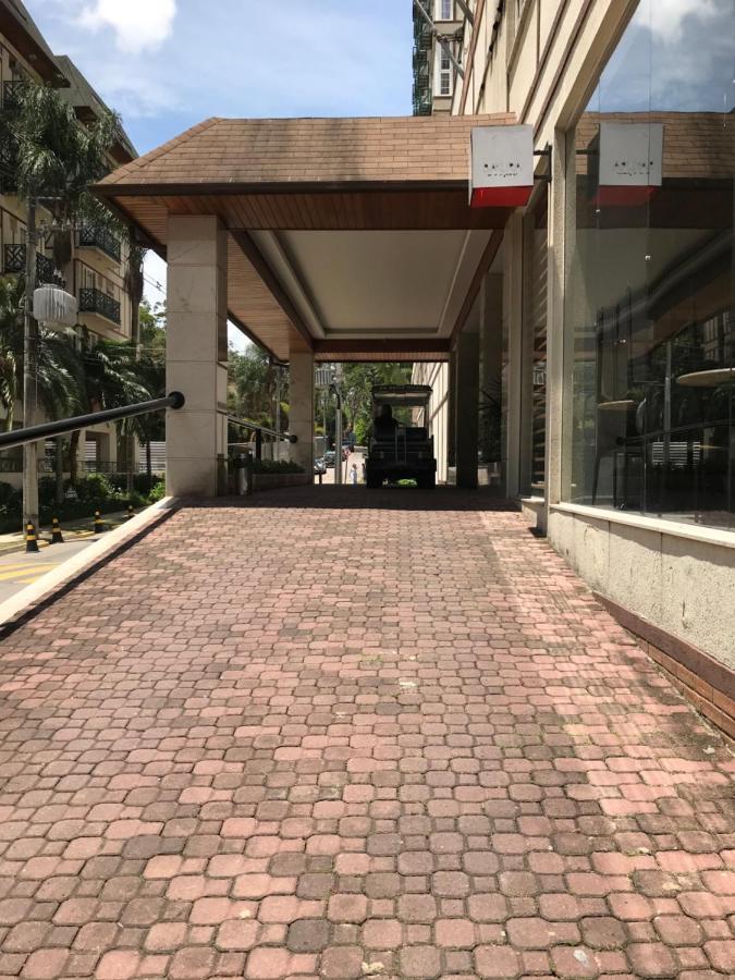Tugurio Serrano Petropolis  Exterior photo
